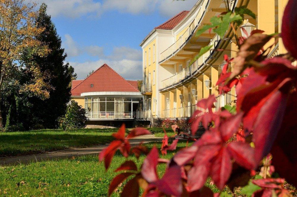 Akzent Hotel Am Burgholz Tabarz Bagian luar foto