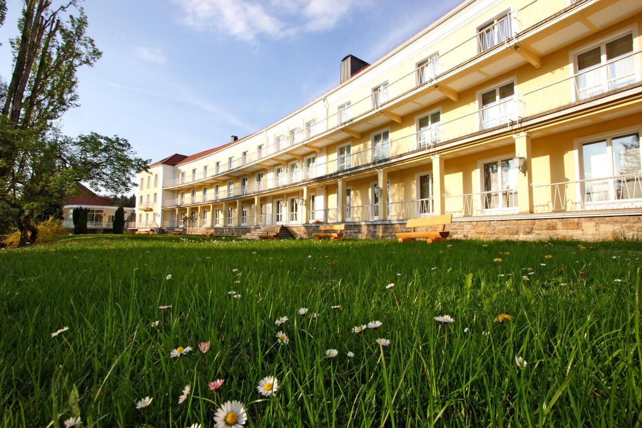 Akzent Hotel Am Burgholz Tabarz Bagian luar foto